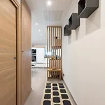 Cozy 2-br 1 Min From The Beaches Cannes