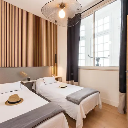 Cozy 2-br 1 Min From The Beaches *